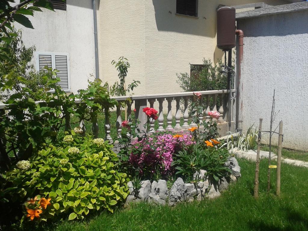 Apartment And Rooms Markovic Senj  Bilik gambar