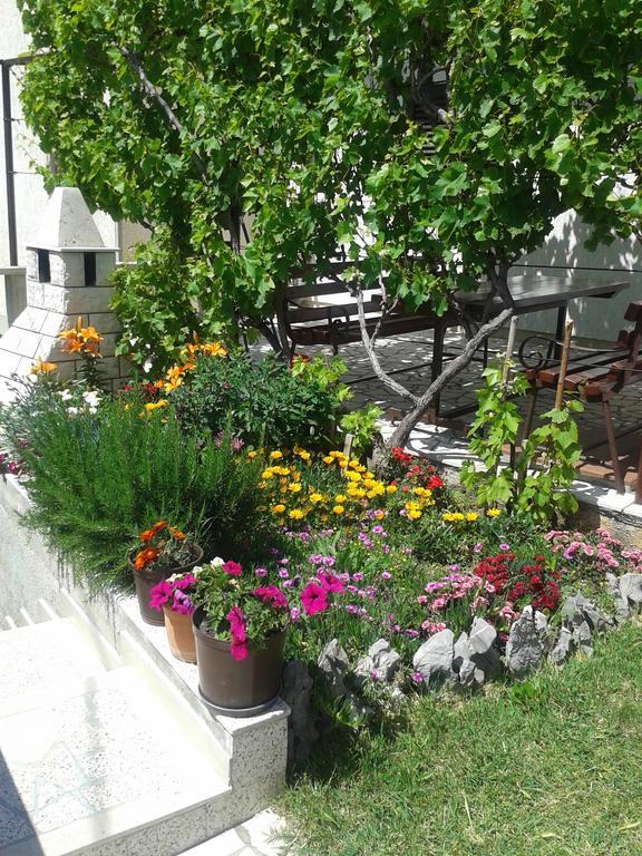 Apartment And Rooms Markovic Senj  Bilik gambar