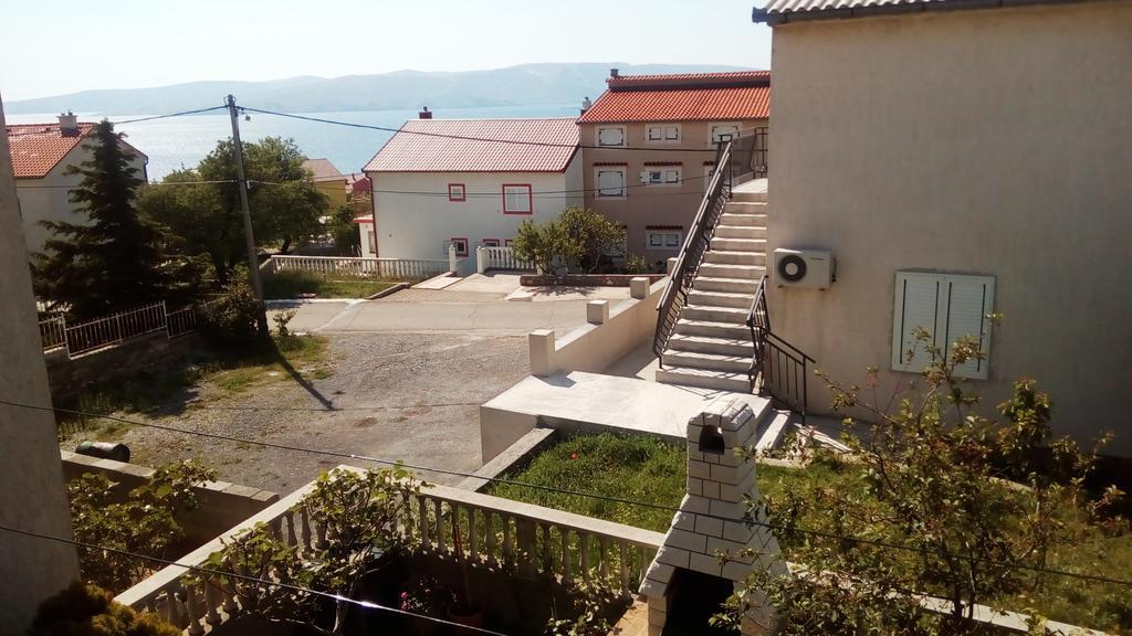Apartment And Rooms Markovic Senj  Luaran gambar